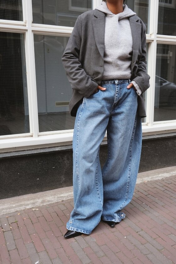 pleated jeans