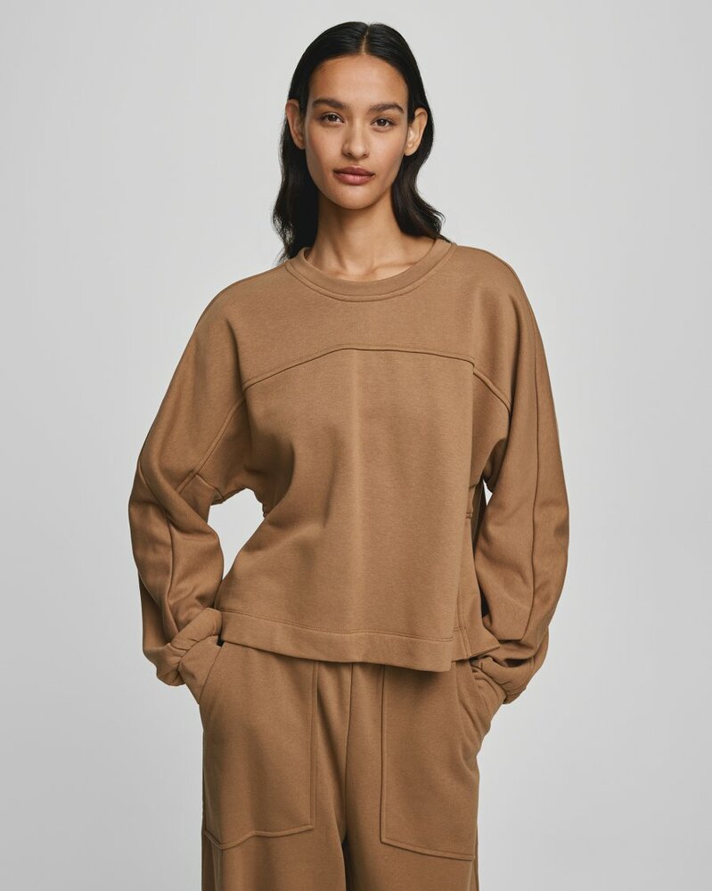 MSCH Briena Slit Sweatshirt
